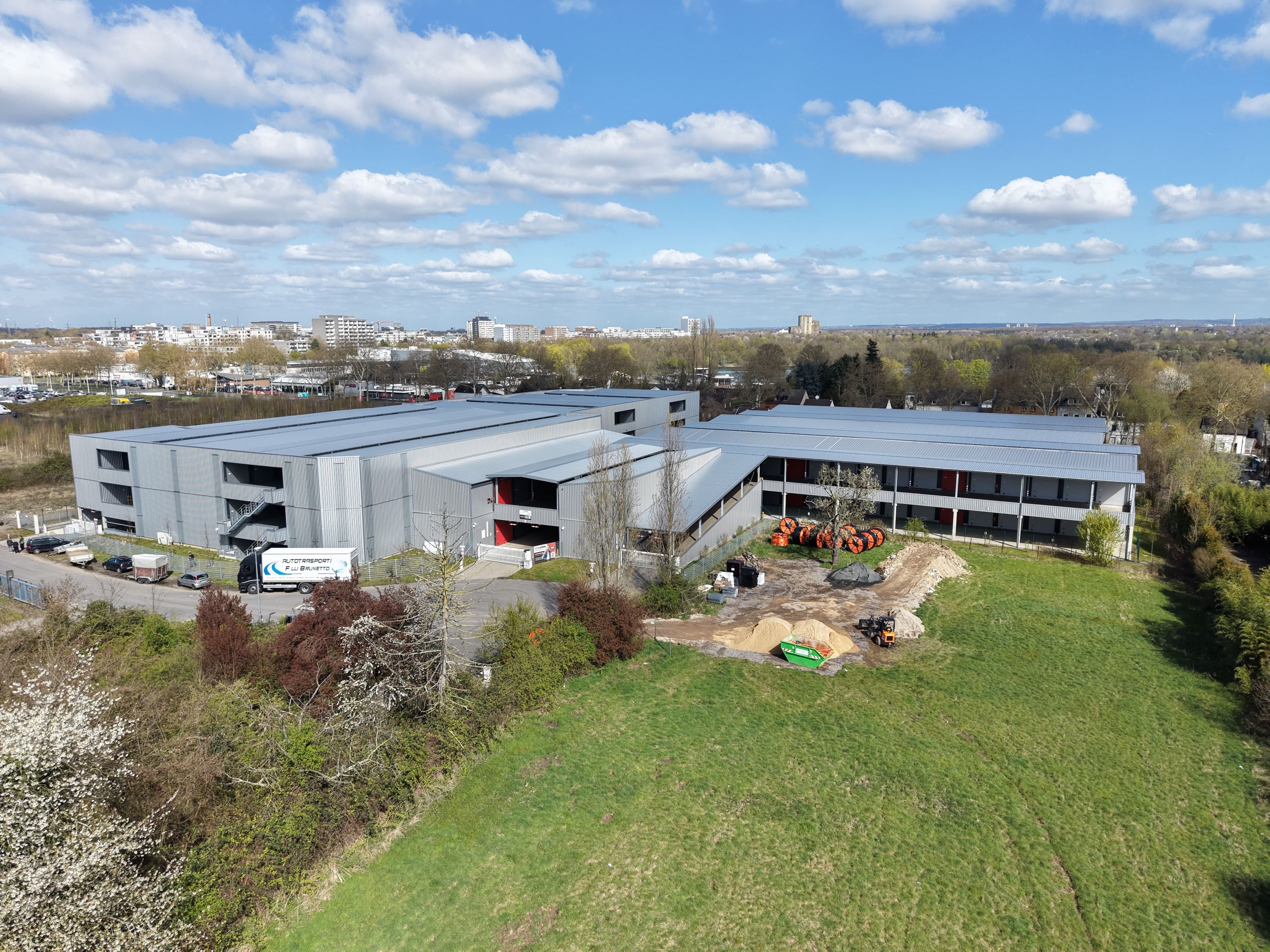 Mega Mietpark Köln — Standort Pauline-Christmann-Straße 25, Ansicht 2 von 4