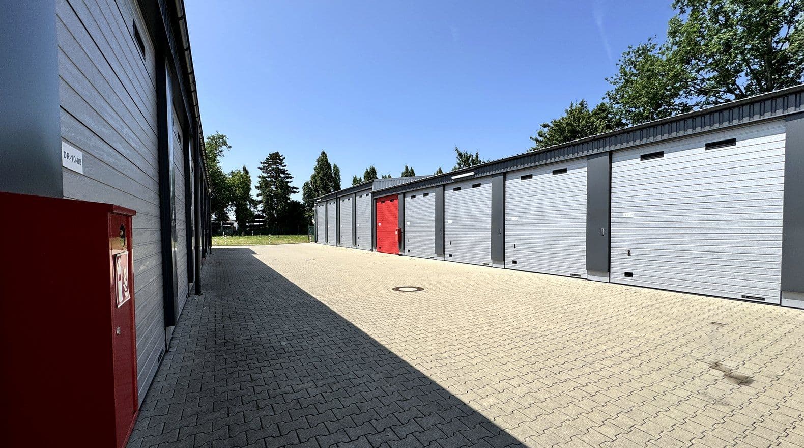 Mega Mietpark Dormagen — Standort Düsseldorfer Straße 122, Ansicht 2 von 4